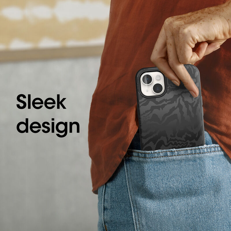 product image 3 - iPhone 14 Plus Case Symmetry Series for MagSafe