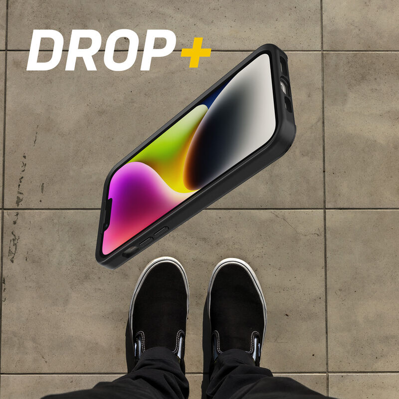 product image 4 - iPhone 14 Plus Case Symmetry Series for MagSafe